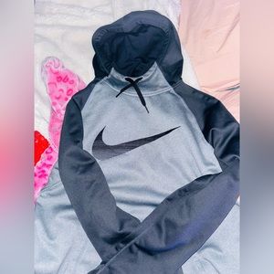 Therma Nike Hoodie